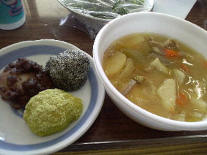 しめ飾り作りとお餅つき