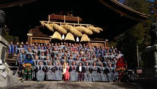 鬼は〜そと!福は〜うち!諏訪大社・節分祭。 鬼は〜そと!福は〜うち!諏訪大社・節分祭。
