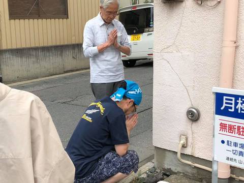 本日から建物に足場がかかって、耐震改修工事が始まります。 本日から建物に足場がかかって、耐震改修工事が始まります。