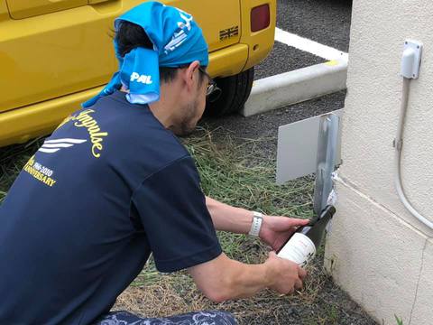 本日から建物に足場がかかって、耐震改修工事が始まります。 本日から建物に足場がかかって、耐震改修工事が始まります。
