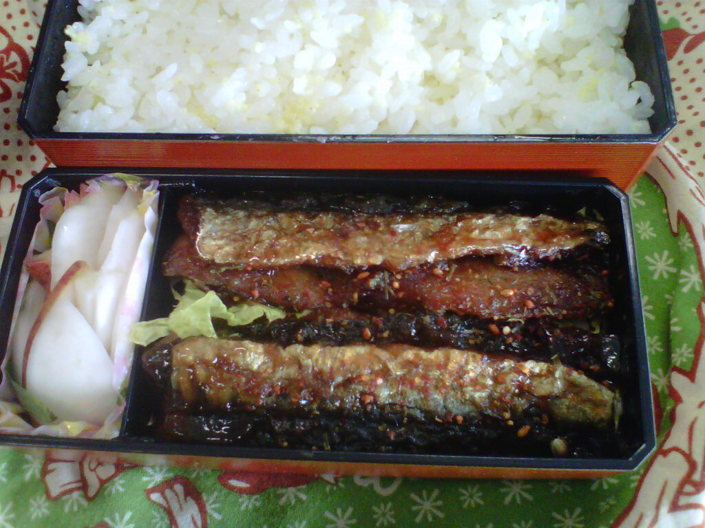 イワシ蒲焼とキビご飯弁当 イワシ蒲焼とキビご飯弁当