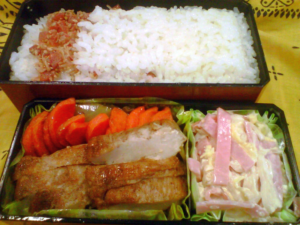 チキンソテーマサラ風弁当 チキンソテーマサラ風弁当