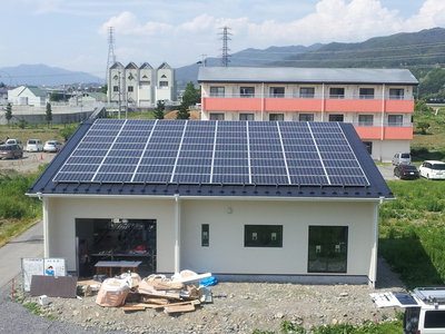 太陽光発電とインナーガレージの家