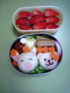 4月22日上チビお弁当・下チビ前歯