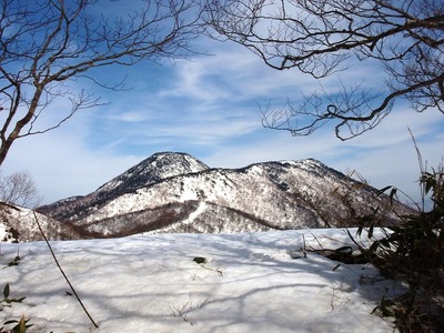 残雪の佐渡山