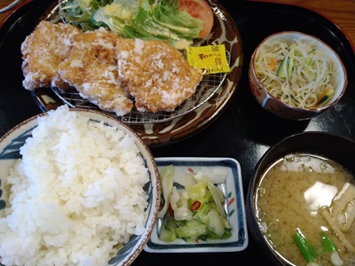 お食事処 山どり『鶏から定食(3貫)』 お食事処 山どり『鶏から定食(3貫)』