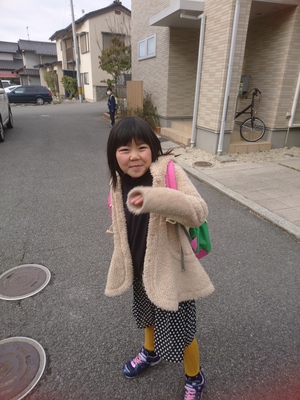 やった~! 春休み♪ やった~! 春休み♪