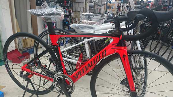 Specialized venge vias on sale expert disc 2017