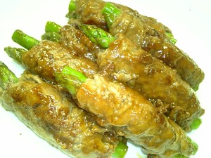 牛肉のアスパラ巻き
