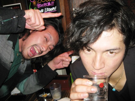 イケメンはKu焼酎を飲む