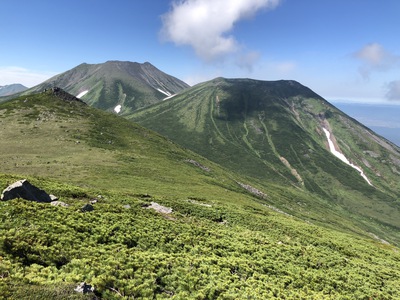 オプタテシケ山へ　美瑛富士登山口から