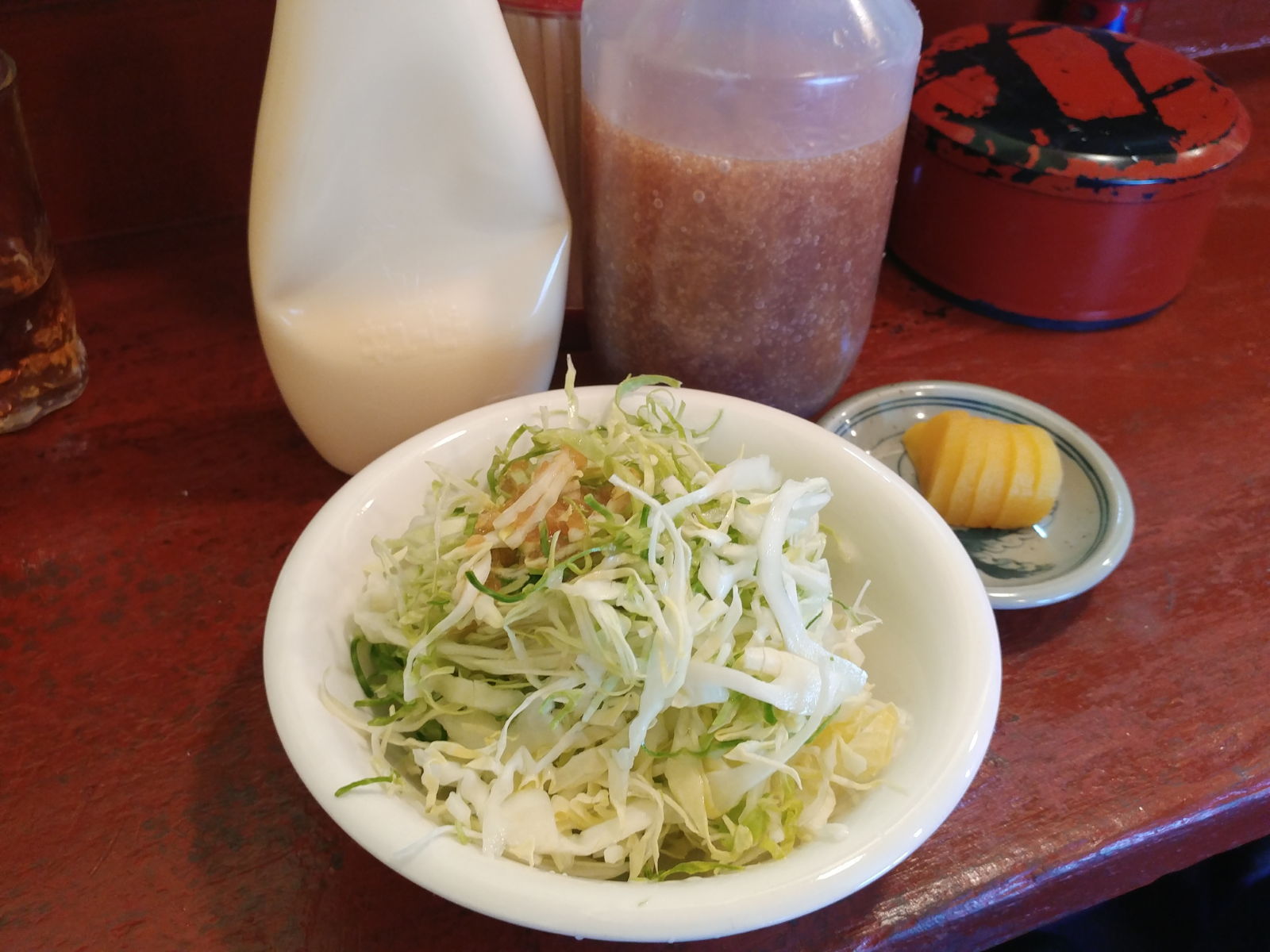 秋山食堂 半炒飯&半ラーメン&大盛りサラダ @長野市ランチグルメ 秋山食堂 半炒飯&半ラーメン&大盛りサラダ @長野市ランチグルメ