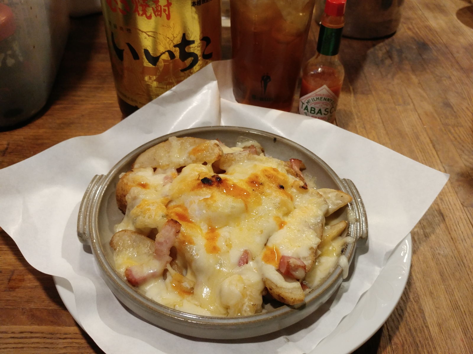 ベーコンとポテトのチーズ焼き 信州の続深夜食堂 スタンド割烹扇 @大町市超大盛り居酒屋グルメ ベーコンとポテトのチーズ焼き 信州の続深夜食堂 スタンド割烹扇 @大町市超大盛り居酒屋グルメ