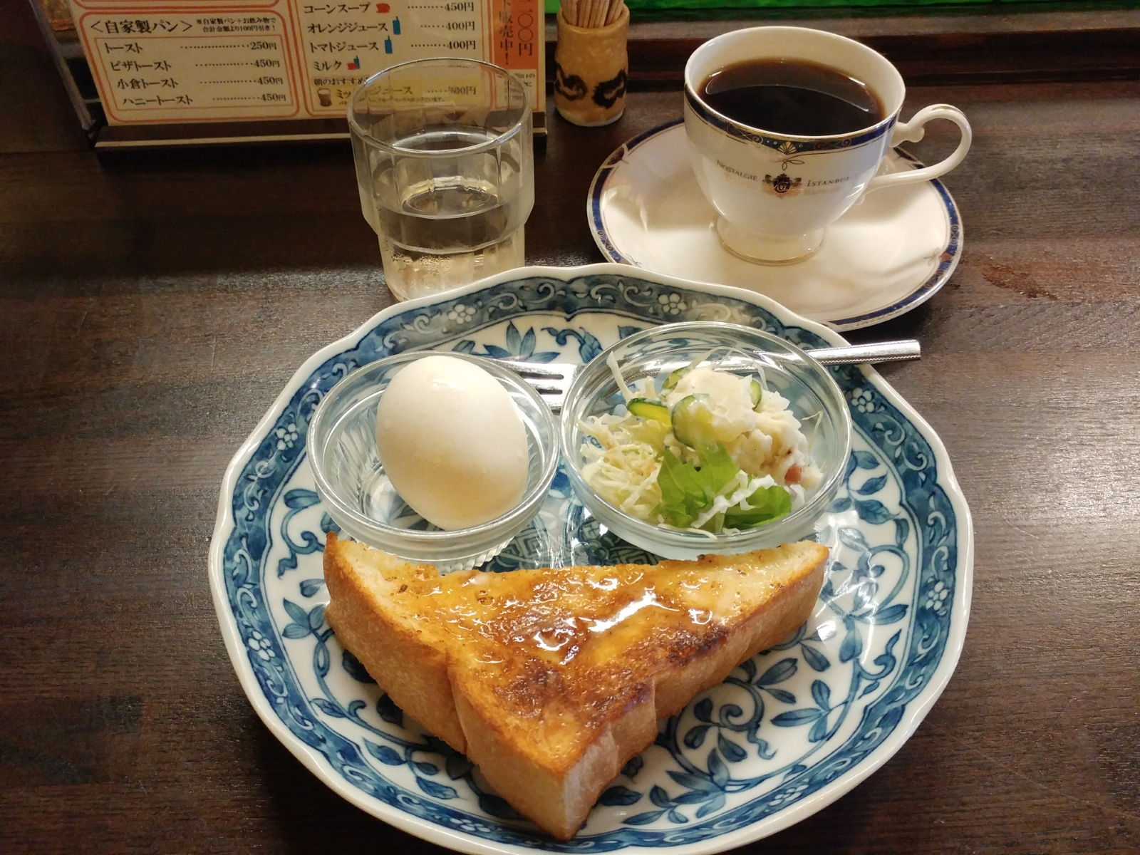 純喫茶 ピーナッツ 焼きたて自家製パンと挽きたてコーヒーのモーニングセット @松本市朝食グルメ 純喫茶 ピーナッツ 焼きたて自家製パンと挽きたてコーヒーのモーニングセット @松本市朝食グルメ