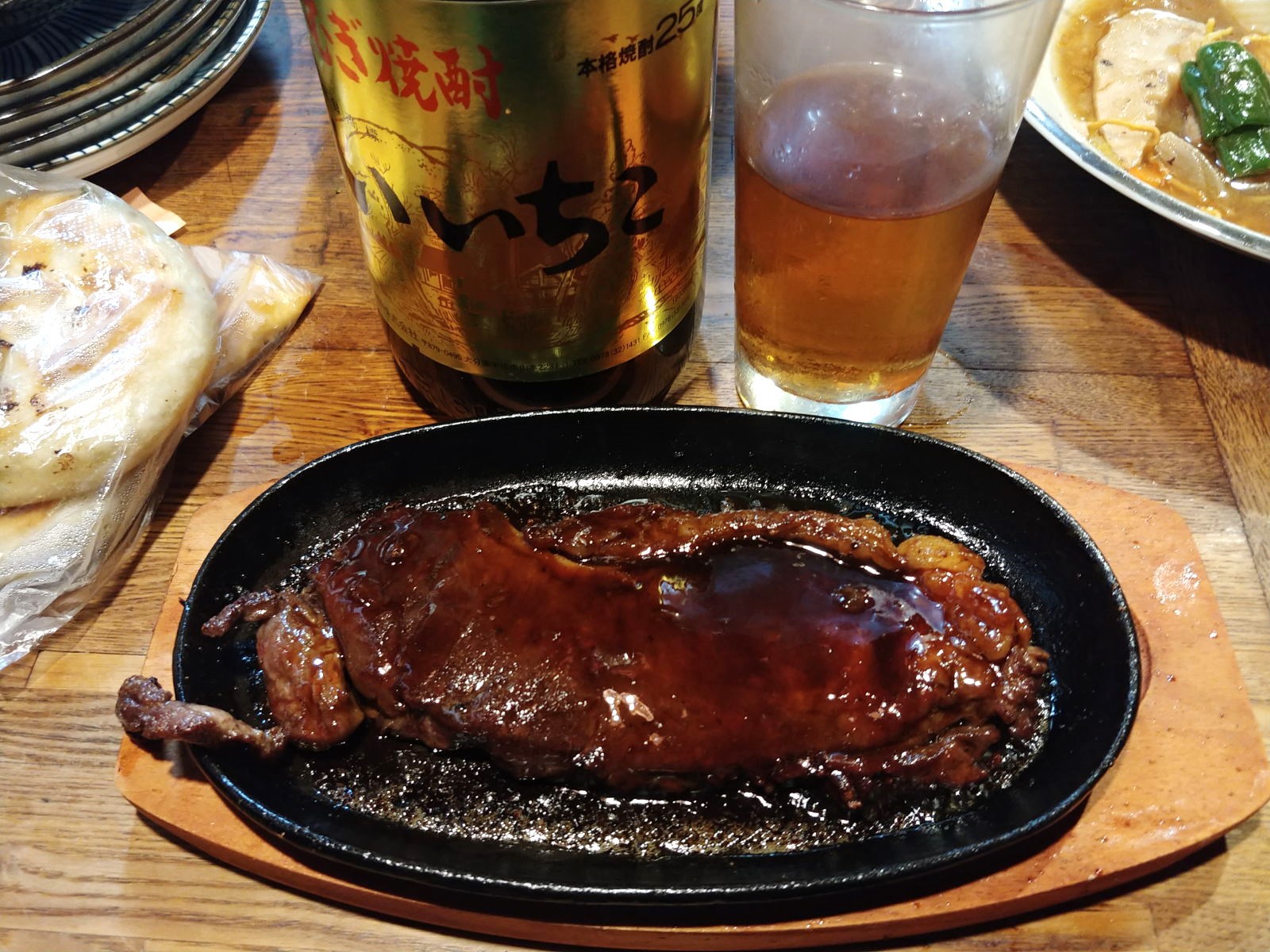 豚ロースカツ3枚のカツ煮&牛ステーキ&鳥の巣ポテト 信州の続深夜食堂 スタンド割烹扇 @大町市超大盛り居酒屋グルメ 豚ロースカツ3枚のカツ煮&牛ステーキ&鳥の巣ポテト 信州の続深夜食堂 スタンド割烹扇 @大町市超大盛り居酒屋グルメ