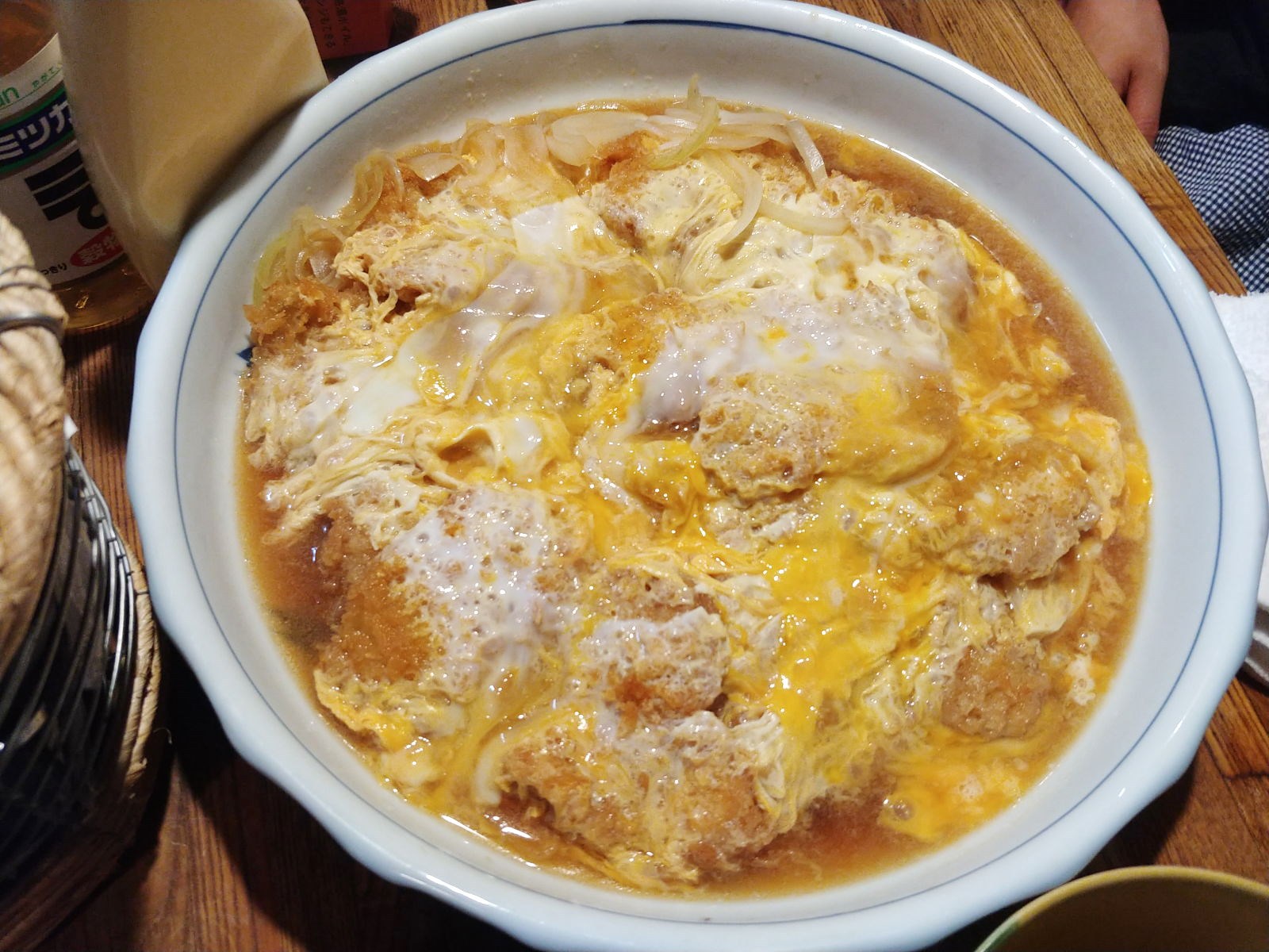 豚ロースカツ3枚のカツ煮&牛ステーキ&鳥の巣ポテト 信州の続深夜食堂 スタンド割烹扇 @大町市超大盛り居酒屋グルメ 豚ロースカツ3枚のカツ煮&牛ステーキ&鳥の巣ポテト 信州の続深夜食堂 スタンド割烹扇 @大町市超大盛り居酒屋グルメ