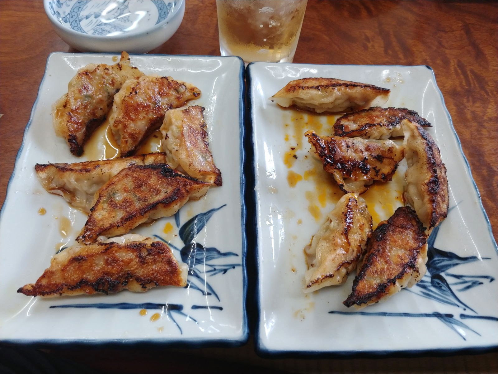 チャーシューメン&キョーザ&ニラレバ炒め @長野市安茂里あさひ食堂出前受付用 新型コロナ対策営業時間短縮実施中 チャーシューメン&キョーザ&ニラレバ炒め @長野市安茂里あさひ食堂出前受付用 新型コロナ対策営業時間短縮実施中