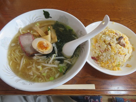 『中華料理 蘭蘭』ラーメン+炒飯セット 『中華料理 蘭蘭』ラーメン+炒飯セット