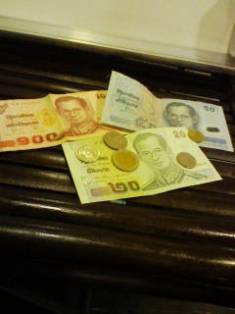 触ってみよう!タイのお金