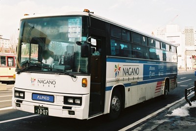 【長野五輪】 各社の貸切車によるシャトルバス