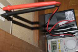 108.1ボルトの電圧を記録