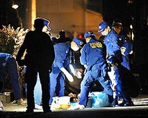 ・小2女児、路上で刺され死亡