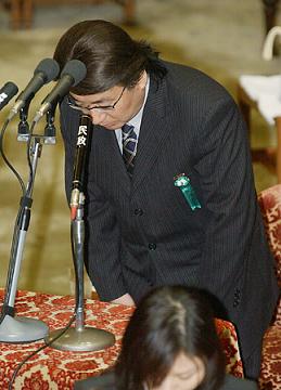 耐震強度偽装で証人喚問に臨む姉葉氏