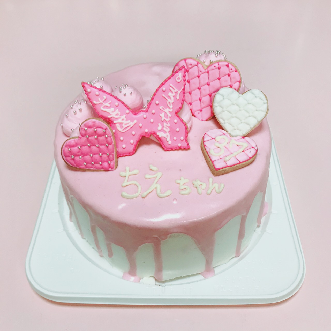 ピンクのタラリンケーキ