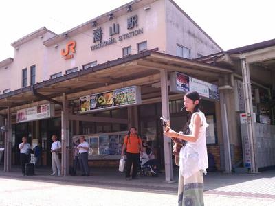 飛騨・高山駅前で路上ライブ!