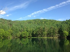 一度描いてみたい？…御射鹿池（茅野市）