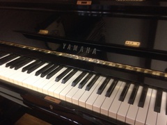 実家のピアノ 実家のピアノ