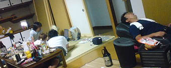 【仲間と集いて酒を飲む。これ以上の『楽』は無し】