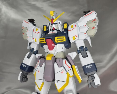 MG版ガンダムサンドロックEW(アーマディロ装備) 重量級っス MG版ガンダムサンドロックEW(アーマディロ装備) 重量級っス