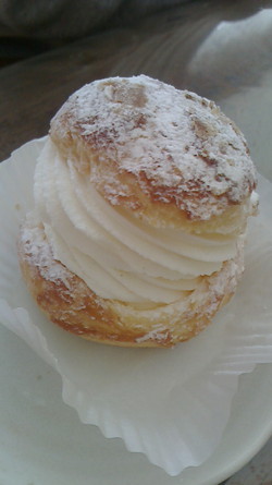ツルヤのケーキ食べ比べ~♪ ツルヤのケーキ食べ比べ~♪