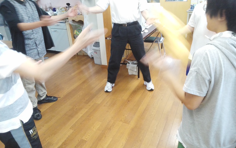 7月恒例「タオルで声パス」 7月恒例「タオルで声パス」