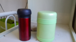 おべんともってお茶もってぇ