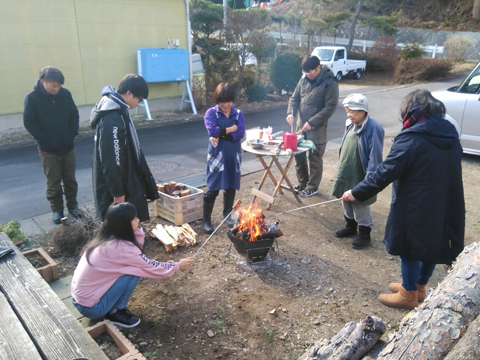 焚き火とカルメ焼き 焚き火とカルメ焼き