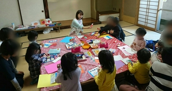 園児さん向け工作クラスは、秋の果物♪ 園児さん向け工作クラスは、秋の果物♪