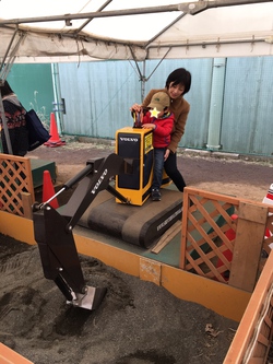 ショベルカー