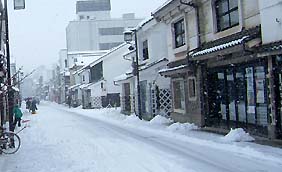 中町雪景色