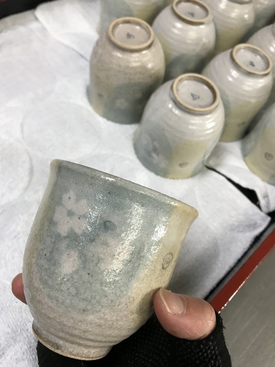 食器が新しいと嬉しい 食器が新しいと嬉しい