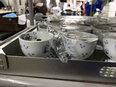 食器が新しいと嬉しい 食器が新しいと嬉しい