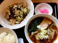 笑楽亭 「ソースカツ丼&半ラーメン」@長野市三輪