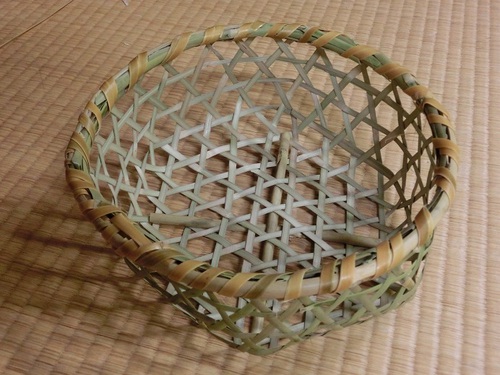 戸隠伝統工芸品「竹細工」づくりの講座に参加しました
