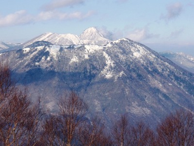 初冬の飯縄山