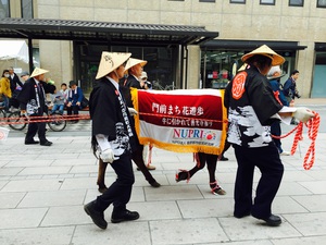 牛に引かれて善光寺参り