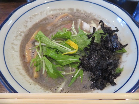 『阿吽』濃厚煮干拉麺(中太麺)