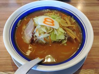 『８番らーめん』野菜らーめん（味噌）