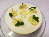 レモンのレアチーズケーキ