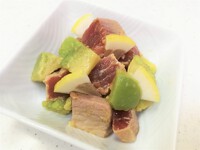 まぐろとアボカドのわさび和え
